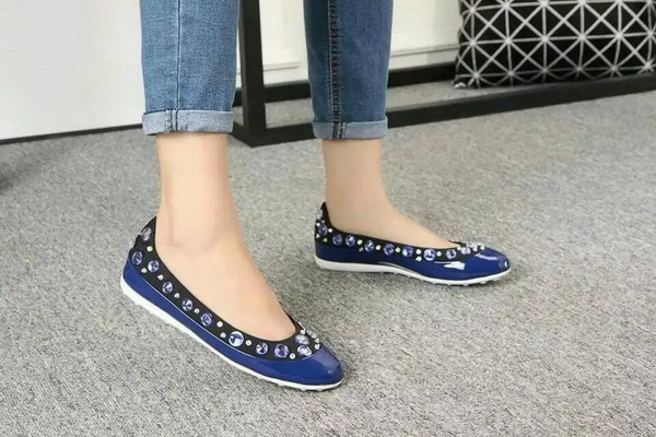 MIUMIU Shallow mouth flat shoes Women--001